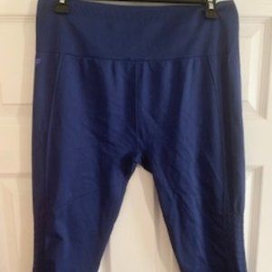 Sync High-Waisted 7/8 Fabletics Leggings XL